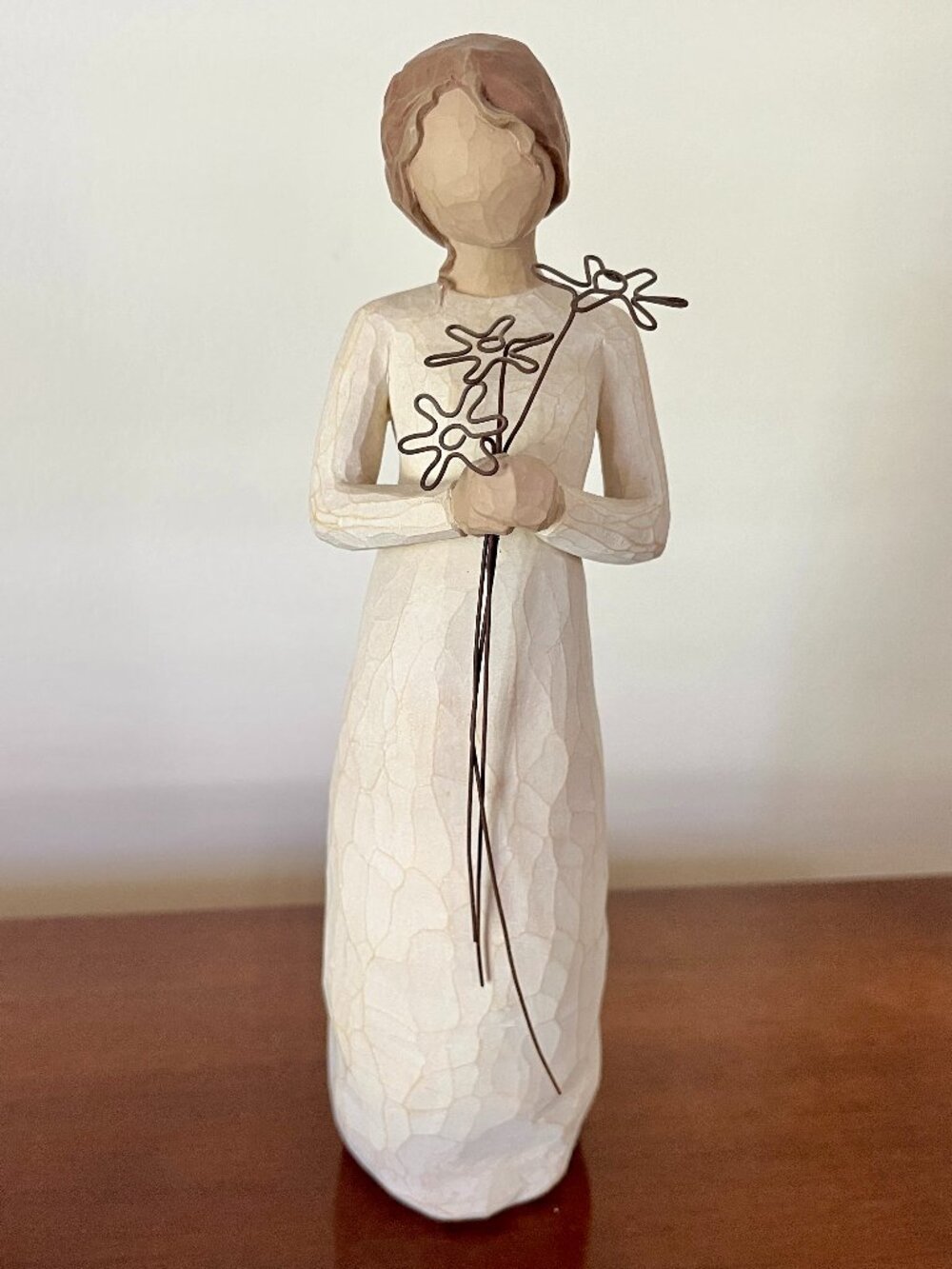 Willow Tree "Grateful" figurine